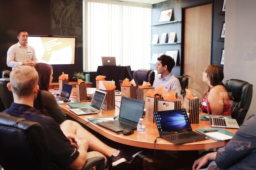 how to start a consulting business on the side - image